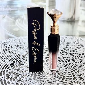 Passion of Essence Lip Gloss Signature Collection 2022